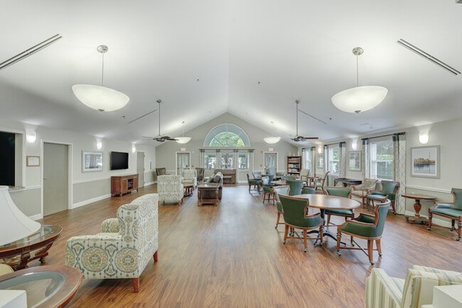 Photo - Cascade Village