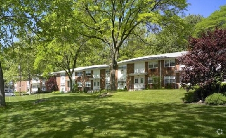 Building Photo - Valley View Apartments