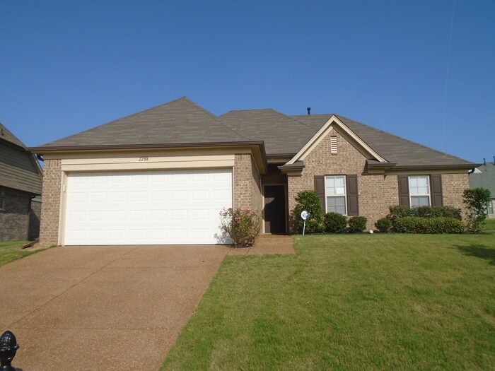 Photo - 2288 Southern Woods Dr House