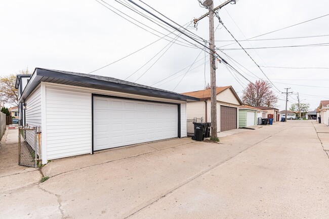 Photo - 4129 N Oketo Ave