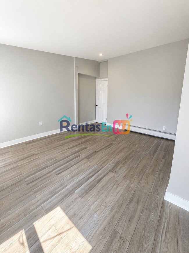 Photo - 155 W Main St Unit 3