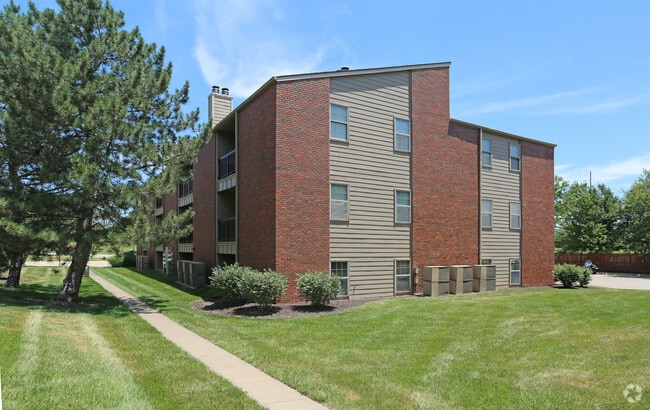 Westchester Park Apartments For Rent in Manhattan, KS