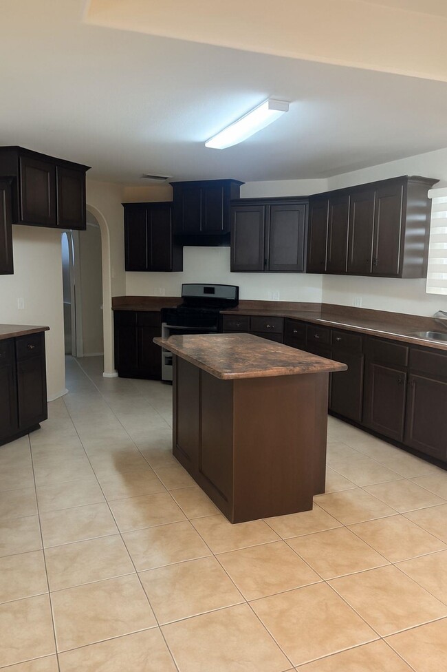 Photo - 4014 Shahram Dr