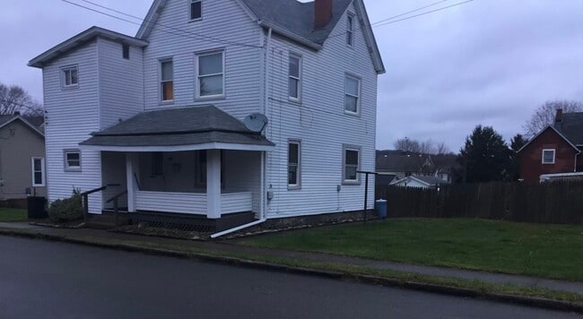 Photo - 117 N 6th Ave Unit 1ST FLOOR