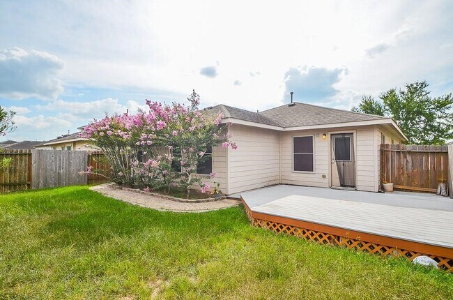 Photo - 7306 Cypress Pr Dr