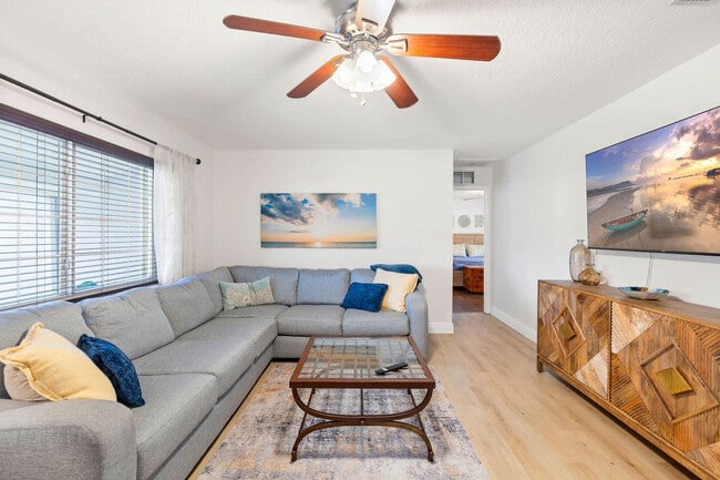 Photo - 6398 Woodland Blvd Unidad ID1366035P