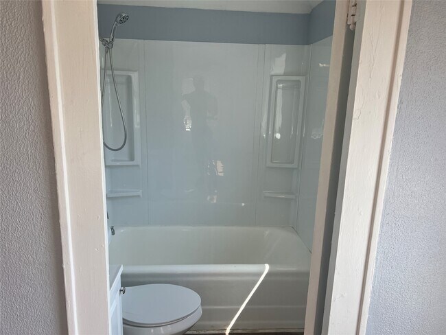 Photo - 2501 Dunlavy St