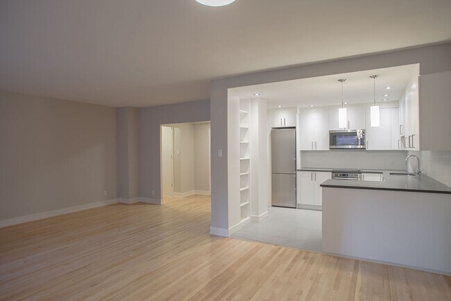 Photo - 3495 Rue de la Montagne Unit 409