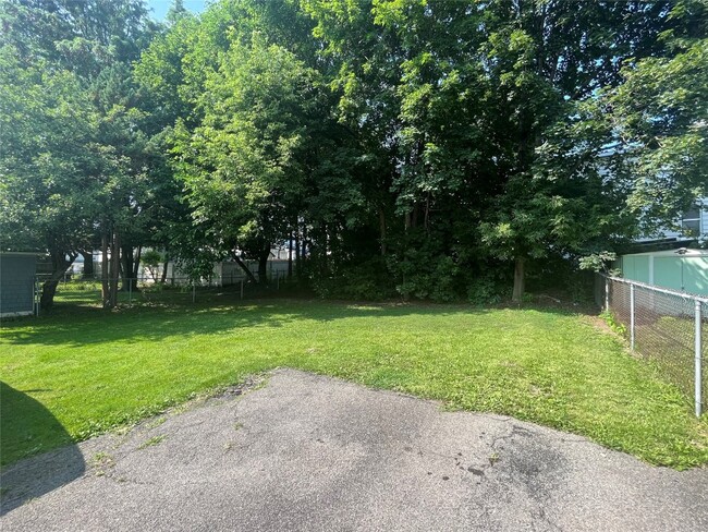 Photo - 32 Downs Ave