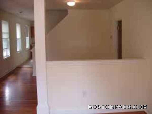 Photo - 24 Bacon Square