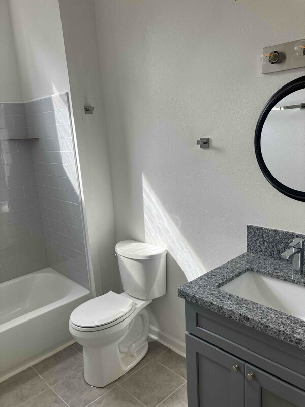 Photo - 407 Union St Unit 2