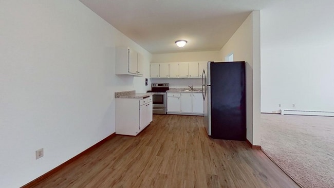 Building Photo - 215 Williamsburg Dr Rental