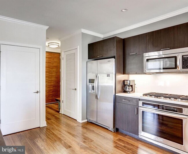 Photo - 1350 Maryland Ave NE Unit PH-516