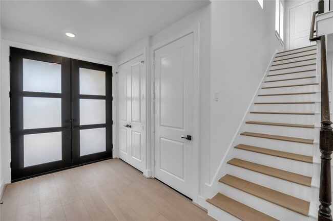 Photo - 4320 Avron Dr