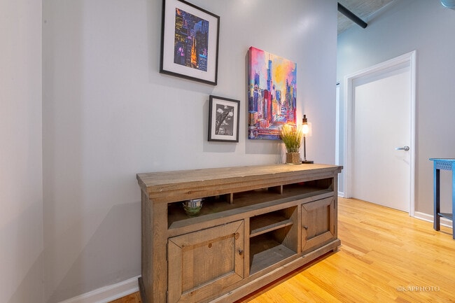 Photo - 125 E 13th St Unit 1113