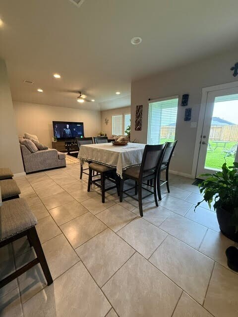 Photo - 3907 Sparkman Ln