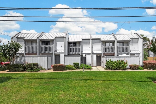 Photo - 5056 Glenmont Dr
