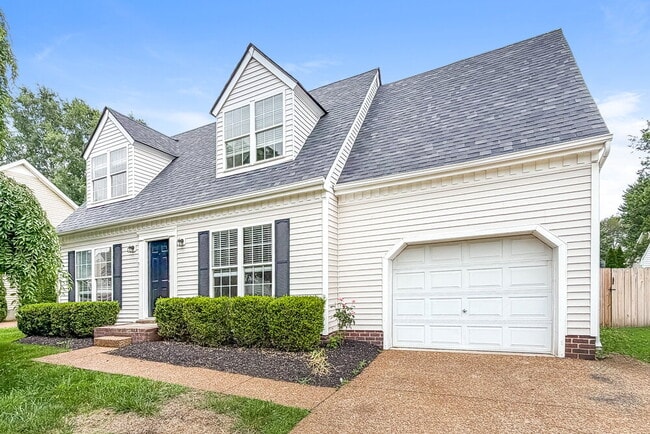 Photo - 2853 Sutherland Dr