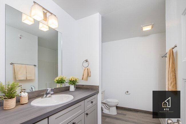 Boulder Creek Apartments