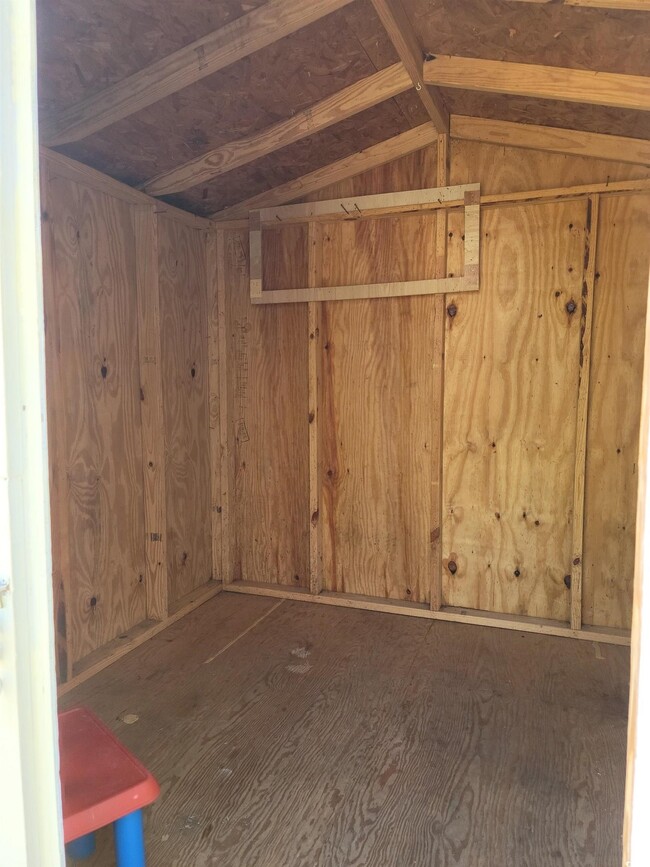 Building Photo - 609 6th Ave N Rental