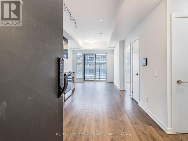 Photo - 405 Dundas St W Unité 610