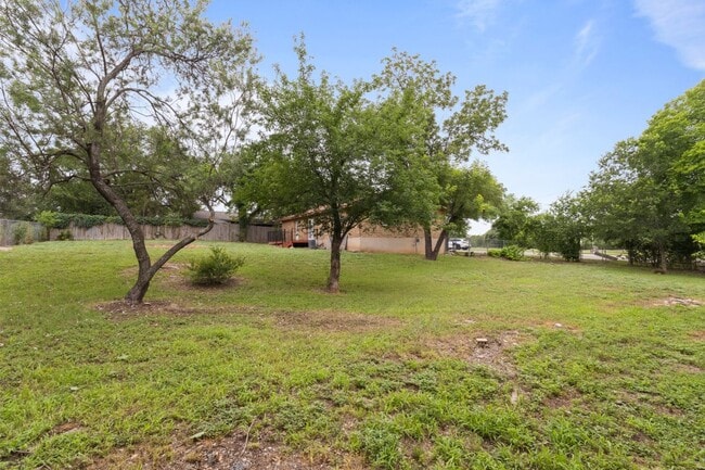 Photo - 601 Rucker St