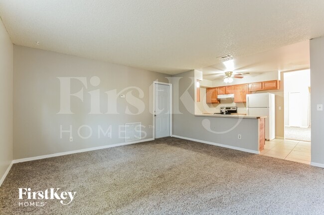 Photo - 710 Leeward Dr