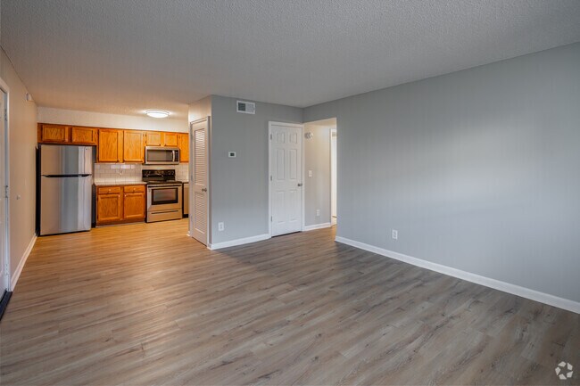 2BR, 1BA - 950SF - Living Room
