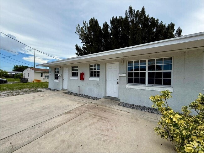 Building Photo - 4306 Greenwood Ave Rental