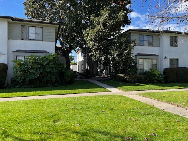 Photo - 3155 S Barrington Ave Unidad B