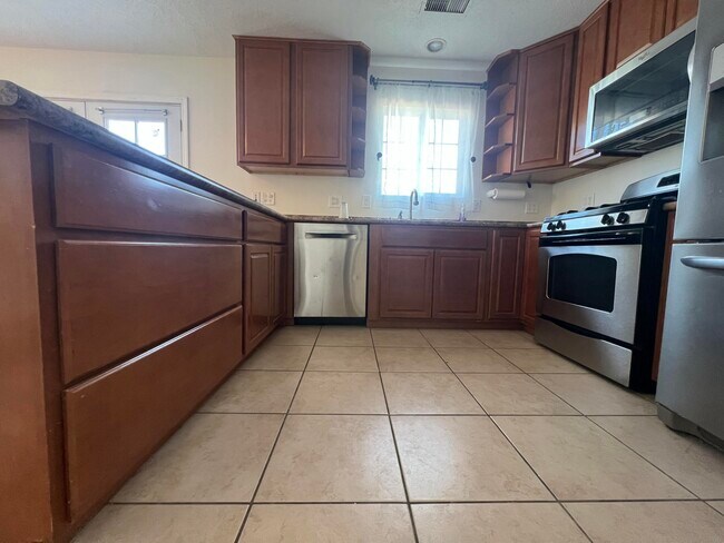 Photo - 6116 Cloudcroft Rd NW