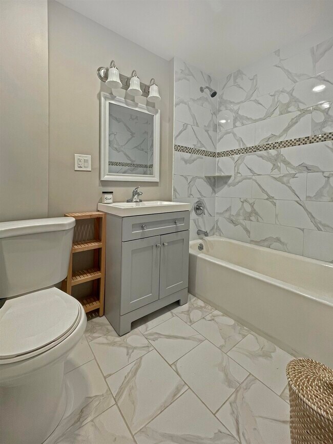 Photo - 101 Bidwell Ave Unit 1