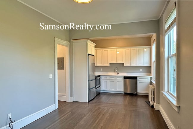 Photo - 81 Lloyd Ave Unidad 2B