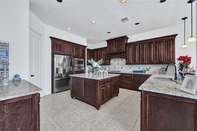 Photo - 27915 Genesis Manor Ln