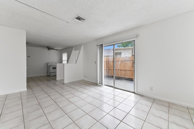 Photo - 12467 Westhampton Cir