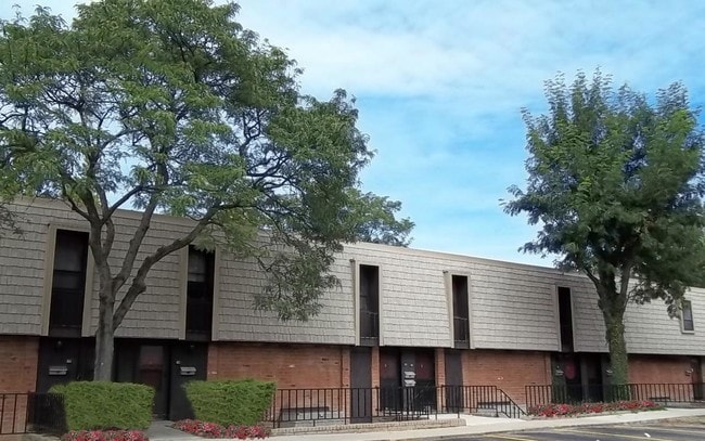 York Terrace East