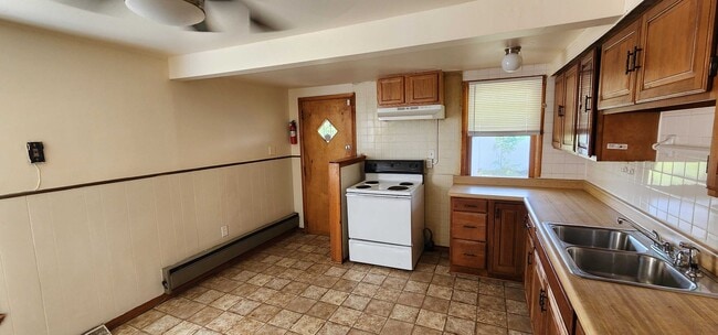 Photo - 1237-1239 Wisconsin Unit 1239