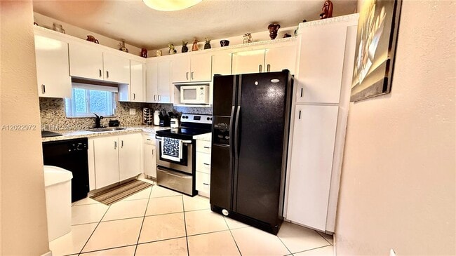 Photo - 8961 S Hollybrook Blvd Unidad 106