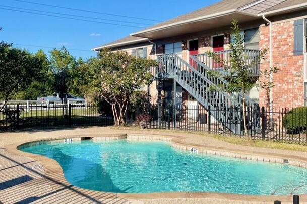 Tomball Ranch Apartments - Tomball Ranch Apartments