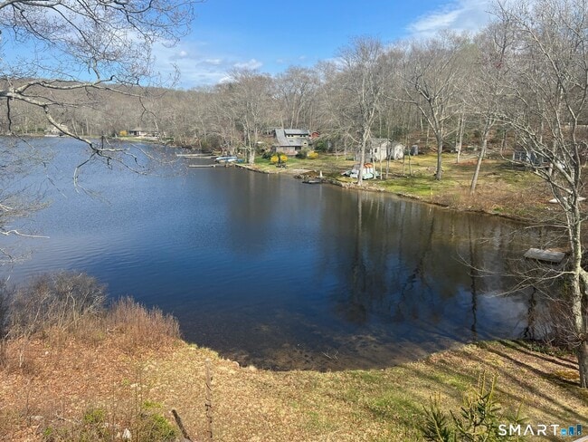 Photo - 389 Wyassup Rd