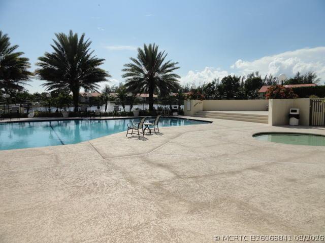Photo - 1561 Windorah Way Unit C
