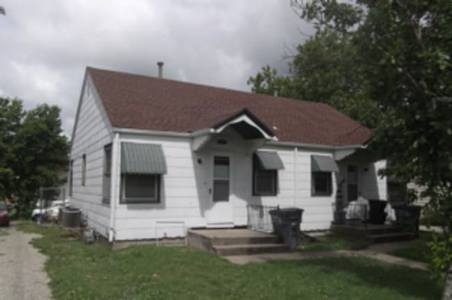 Building Photo - 1315 Merchant St Rental