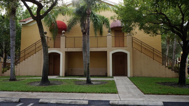 Building Photo - 4271 San Marino Blvd Unit 108 Rental