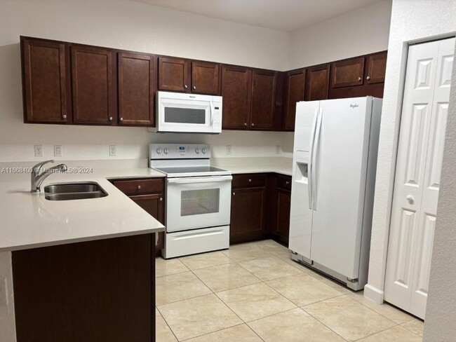 Photo - 210 NW 109th Ave Condominio Unidad 205