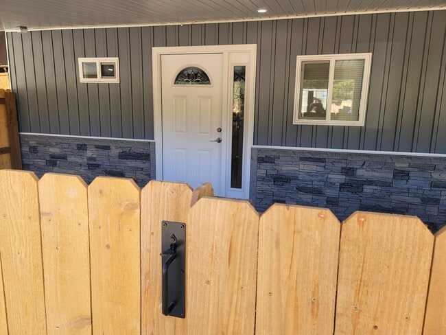 Photo - 168 E 70 S Unit A