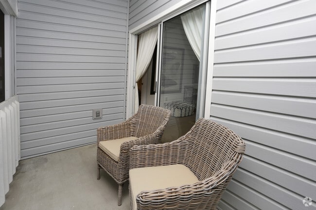 Huntington Lakes Apartments