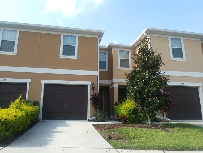 Photo - 1438 Chelsea Dr