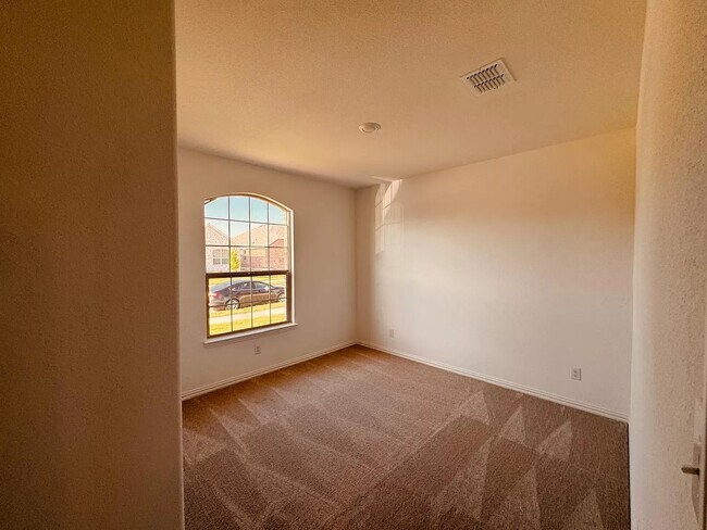 Photo - 4812 Sagerun Dr