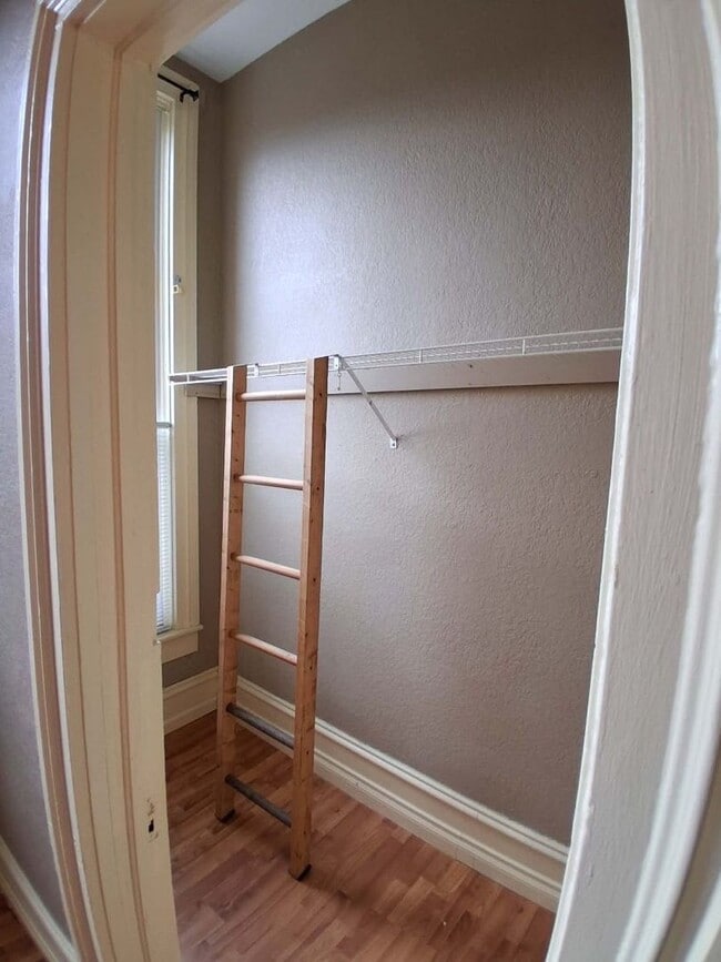 Photo - Downtown Homer -Upper Efficiency Apartment