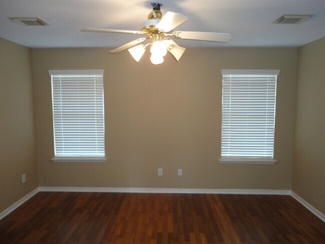 Photo - 17322 Pikes Peek Ct